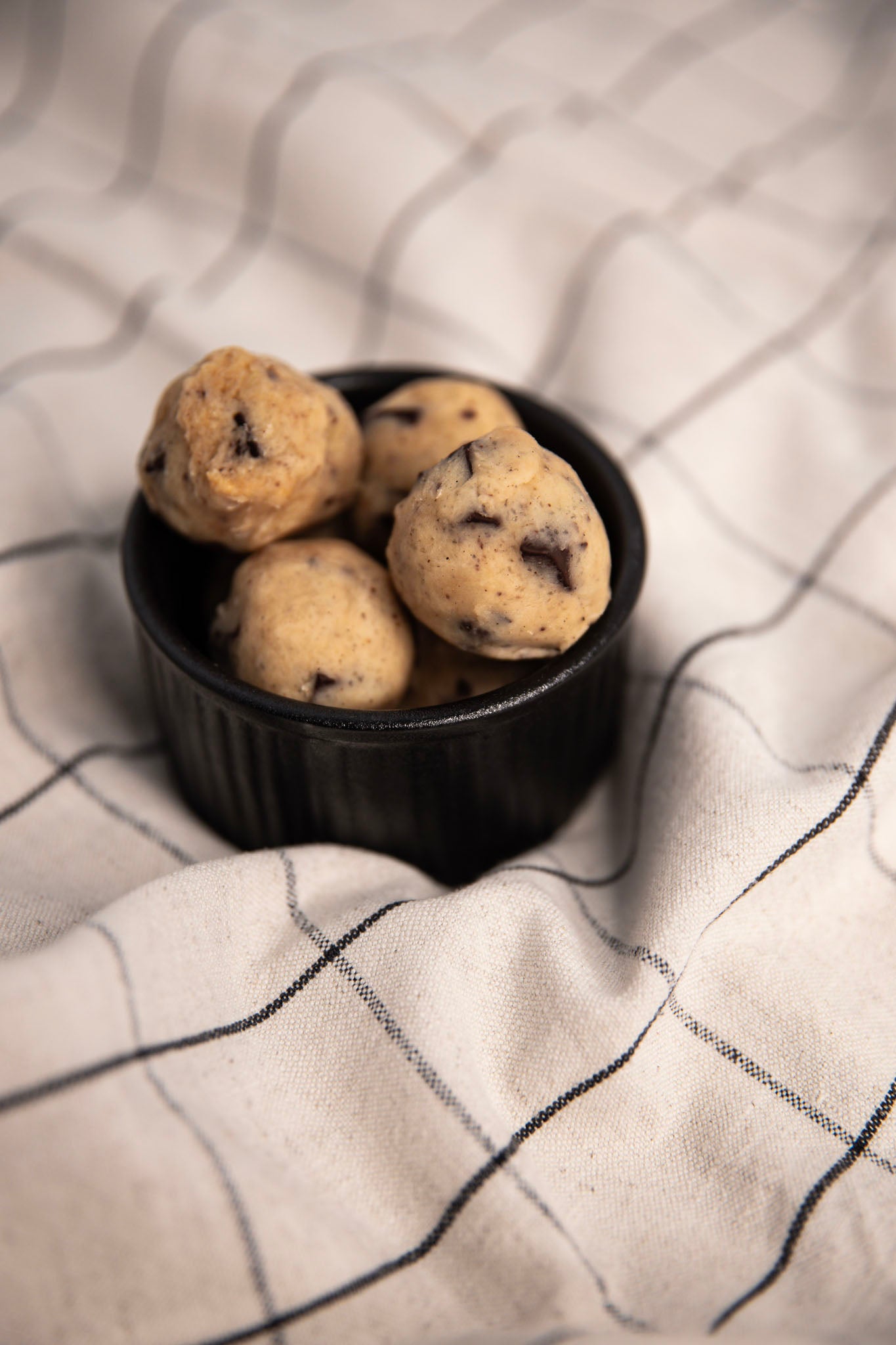 Cooky dough cups